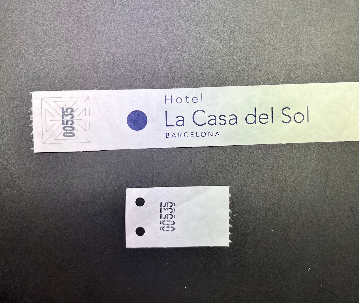 CONTROL CONSIGNA MALETA INVIOLABLE (indestructible) CON RESGUARDO NUMERADO MOD.008 desde 0,08€/u. ESTÁNDARD O PERSONALIZABLE