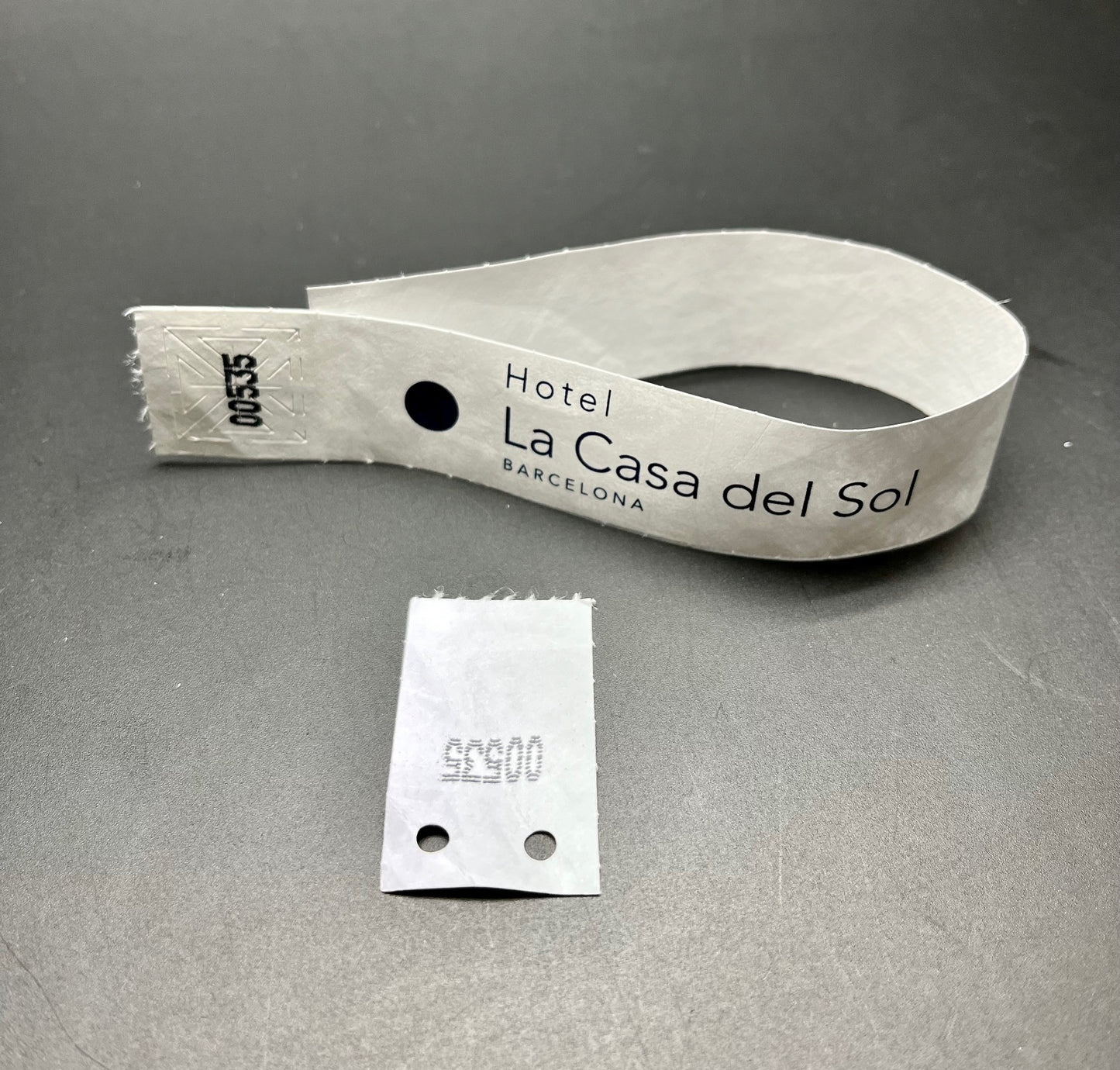 CONTROL CONSIGNA MALETA INVIOLABLE (indestructible) CON RESGUARDO NUMERADO MOD.008 desde 0,08€/u. ESTÁNDARD O PERSONALIZABLE