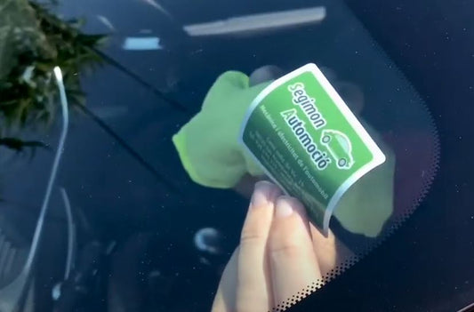 ETIQUETAS CAMBIO DE ACEITE PERSONALIZABLES PARA PARABRISAS desde 0,30€/u.