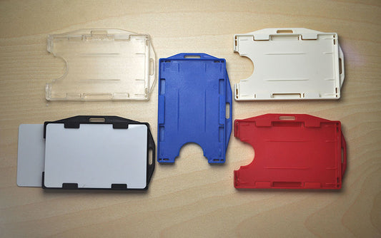 Porta-tarjeta RÍGIDO DOBLE, HORIZONTAL/VERTICAL MODELO R-608 desde 0,95€/u.